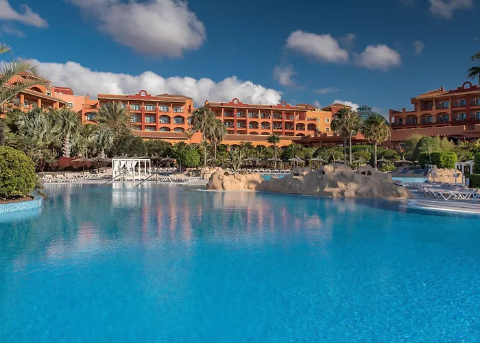 Sheraton Fuerteventura Golf & מלון 5*